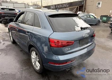 2018 Audi Q3 2.0T Premium/2.0T Sport Premium z USA, uszkodzony, nr VIN WA1JCCFSXJR010449
